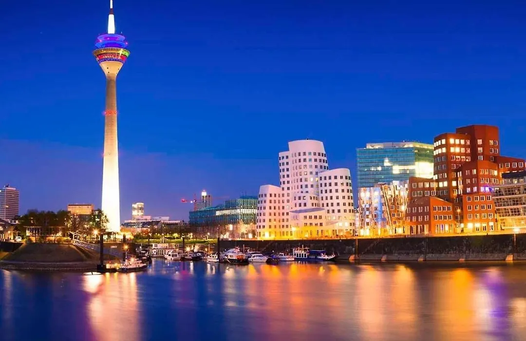 B - Sunny Business With Roof-top Terrace For 2-4 Guests * Düsseldorf